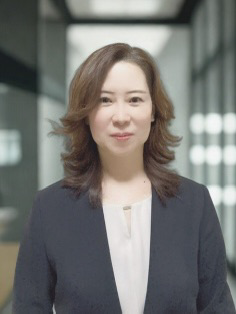 企業コンサルタント 齋藤 麻理